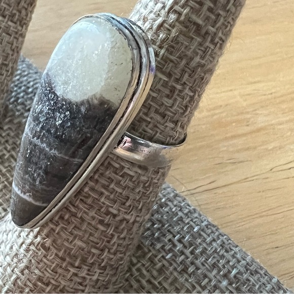 New Zebra Calcite Yellow Lace Agate Silver Overlay Ring Size 6.5 - Picture 5 of 5